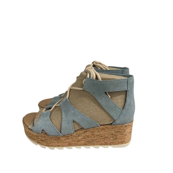 Women's Cameron Platform Lace Wedge Sandals, Size 10
(101) - Picture 3 of 5